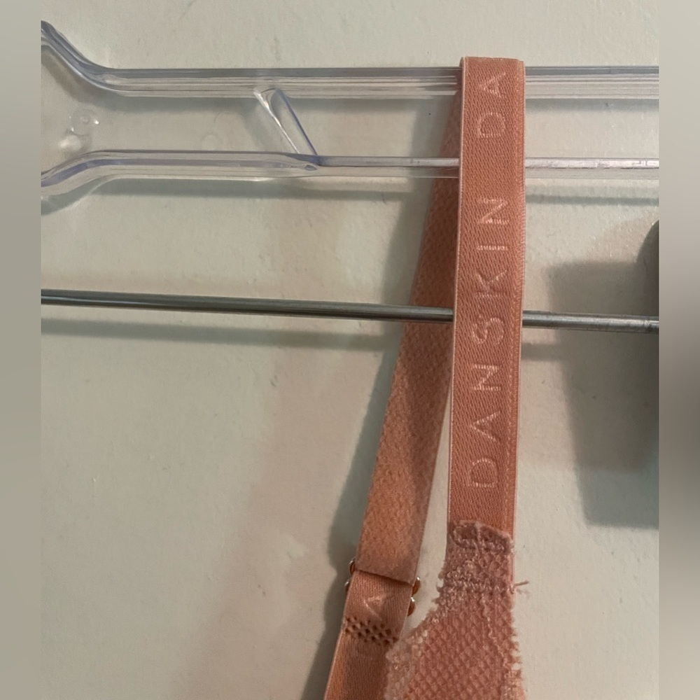 Danskin Intimates Rose Pink Lacy Camisole Size Medium - Picture 5 of 10